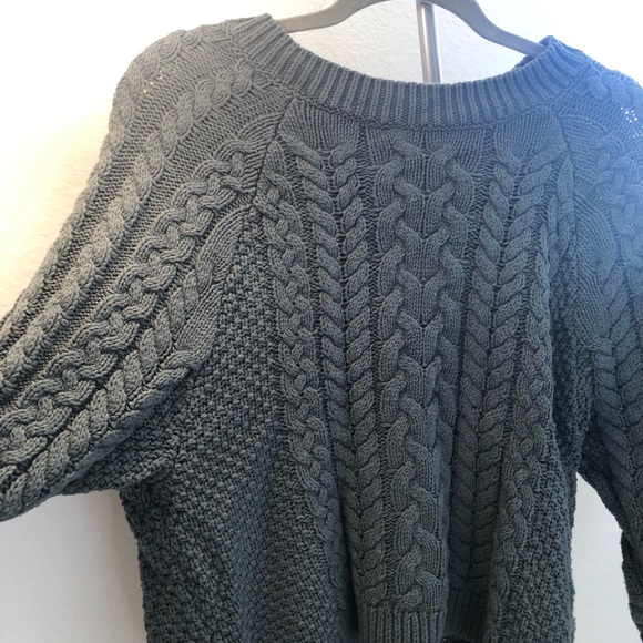 AERIE Army Green Sweater (perfect for leggings!) - Picture 3 of 3